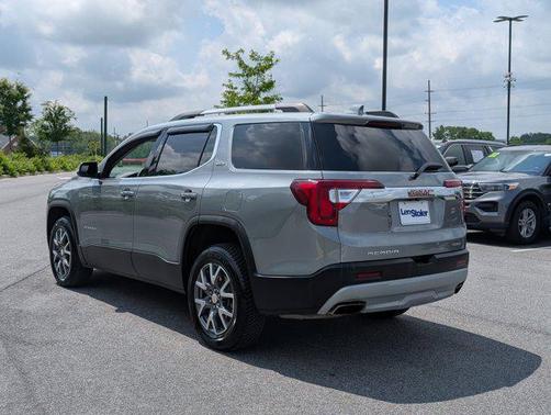 2023 GMC Acadia AWD SLT