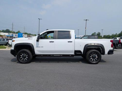 2024 Chevrolet Silverado 2500 Custom