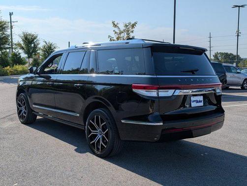2023 Lincoln Navigator Reserve
