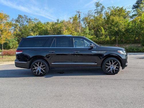2023 Lincoln Navigator Reserve