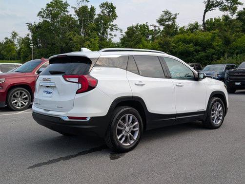2022 GMC Terrain SLT