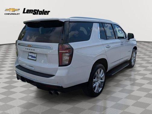 Iridescent Pearl Tricoat 2021 Chevrolet Tahoe 4WD High Country