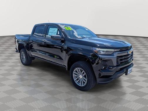 Black 2026 Chevrolet Colorado LT