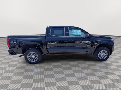 Black 2026 Chevrolet Colorado LT