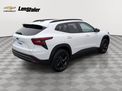 Summit White 2026 Chevrolet Trax LT
