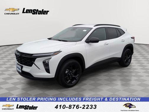 Summit White 2026 Chevrolet Trax LT