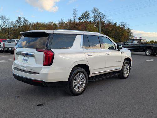 2024 GMC Yukon SLT