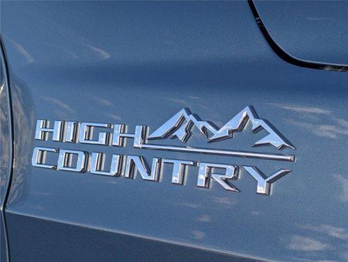 2026 Chevrolet Suburban High Country, 4WD