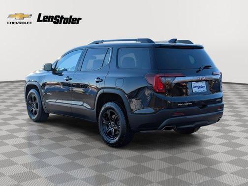 2023 GMC Acadia AWD AT4