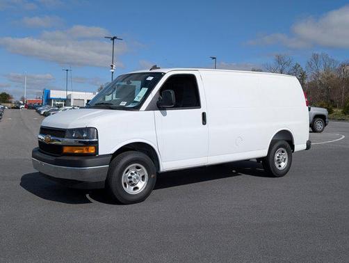 2025 Chevrolet Express 2500 RWD 2500 Regular Wheelbase WT