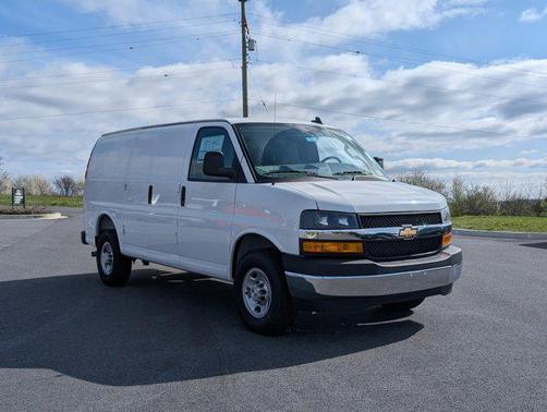 2025 Chevrolet Express 2500 RWD 2500 Regular Wheelbase WT