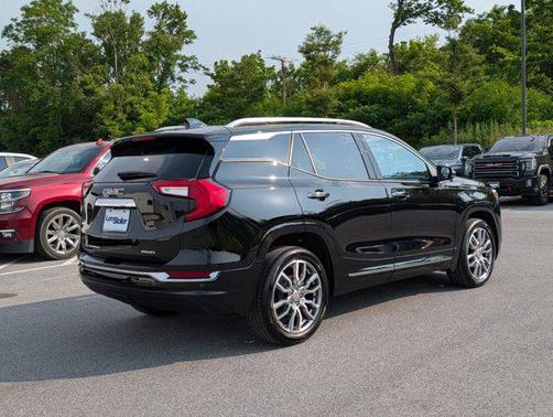 2022 GMC Terrain Denali