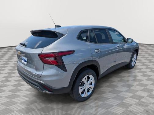 Sterling Gray Metallic 2026 Chevrolet Trax LS