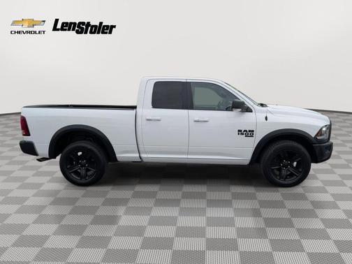 Bright White Clearcoat 2022 RAM 1500 Classic Warlock Quad Cab 4x4 6'4' Box