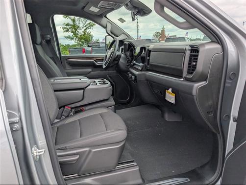 Sterling Gray Metallic 2026 Chevrolet Silverado 3500 LT
