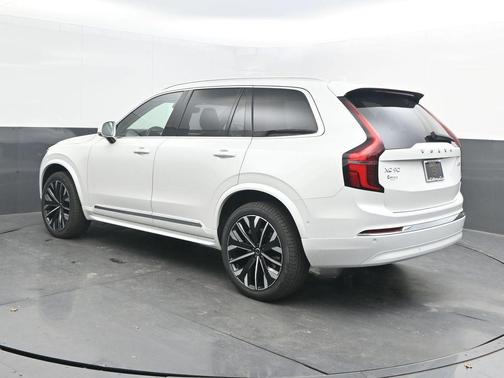 2026 Volvo XC90 B6 Ultra 7-Seater