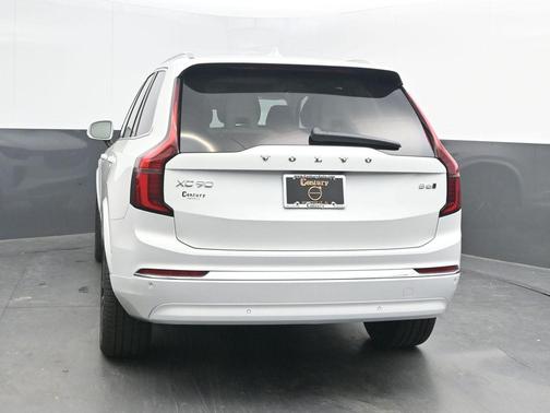 2026 Volvo XC90 B6 Ultra 7-Seater