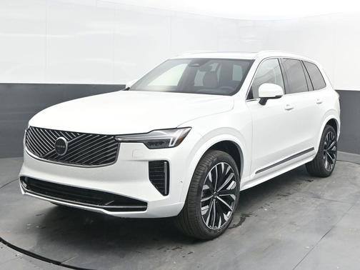 2026 Volvo XC90 B6 Ultra 7-Seater