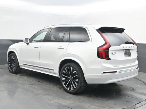 2026 Volvo XC90 B6 Ultra 7-Seater