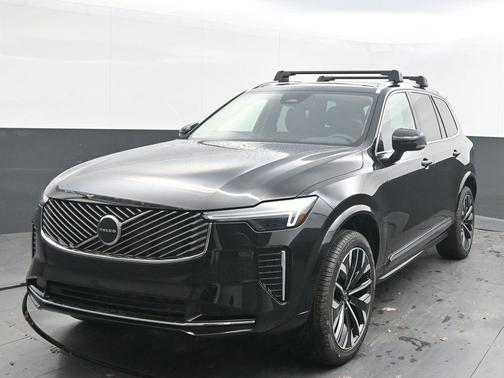 2026 Volvo XC90 B5 Core