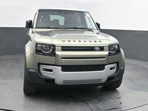 2025 Land Rover Defender P400 S
