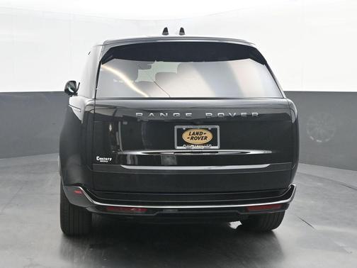 Santorini Black 2025 Land Rover Range Rover P400 SE