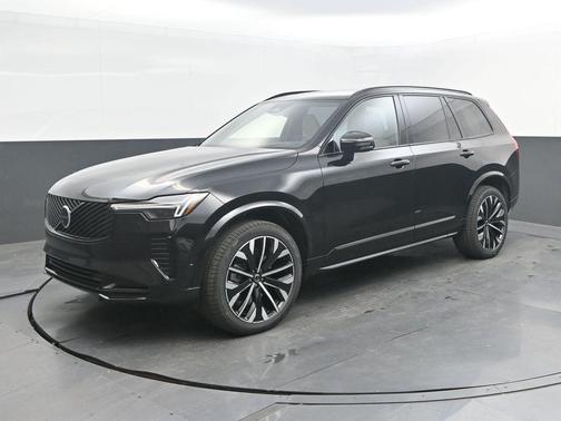 Onyx Black Metallic 2026 Volvo XC90 B6 Ultra Dark Theme 6-Seater