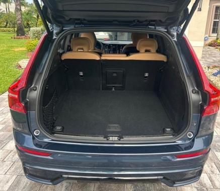Denim Blue Metallic 2024 Volvo XC60 B5 Ultimate Dark Theme