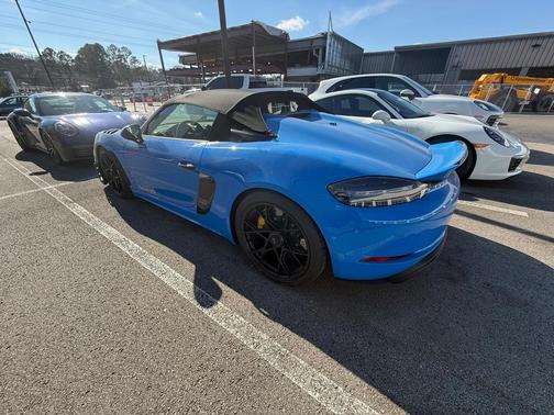 2025 Porsche 718 Spyder RS