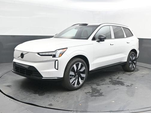 2025 Volvo EX90 Twin Motor Performance Plus