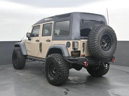 Mojave Sand Clearcoat 2016 Jeep Wrangler Unlimited Rubicon