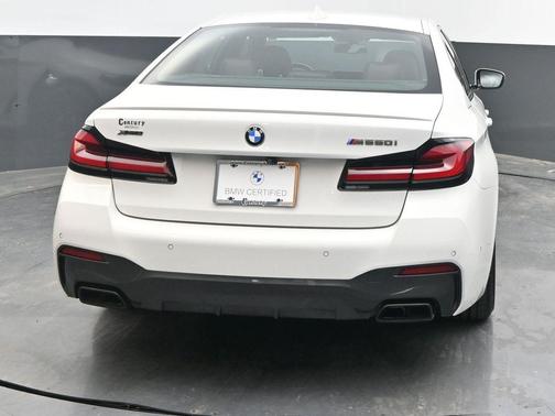 2022 BMW M550 i xDrive