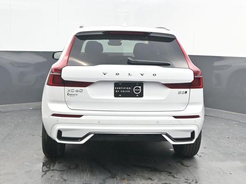 2026 Volvo XC60 B5 Core