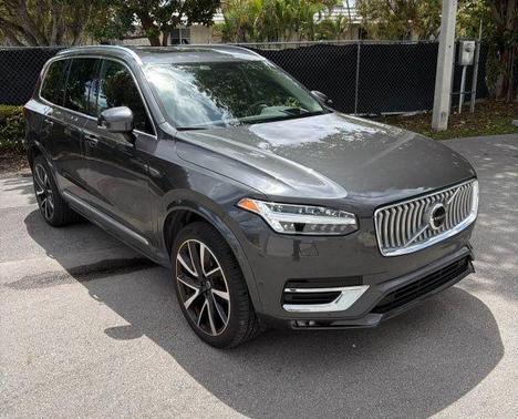 2023 Volvo XC90 B5 Plus