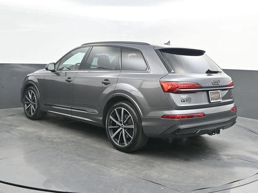 2024 Audi Q7 55 Prestige