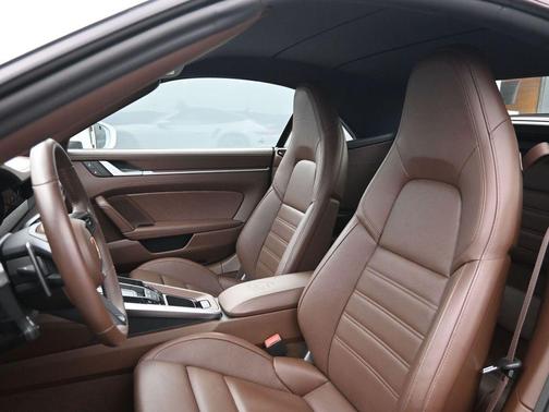 2022 Porsche 911 Turbo S