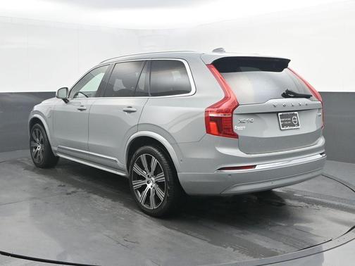 Metallic 2025 Volvo XC90 Plug-In Hybrid T8 Plus 7-Seater