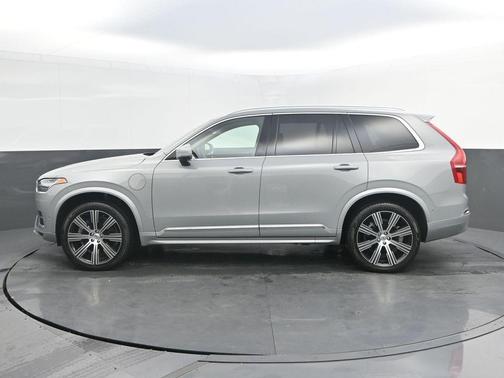 Metallic 2025 Volvo XC90 Plug-In Hybrid T8 Plus 7-Seater