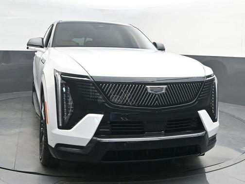 2025 Cadillac Escalade IQ Sport 2