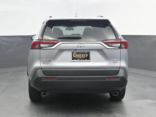 Silver Sky Metallic 2021 Toyota RAV4 XLE