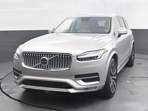 Silver 2024 Volvo XC90 B6 Plus Bright Theme 7-Seater