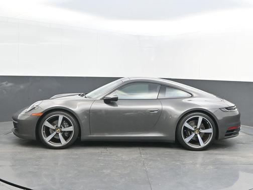 2023 Porsche 911 Carrera