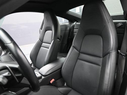 2023 Porsche 911 Carrera