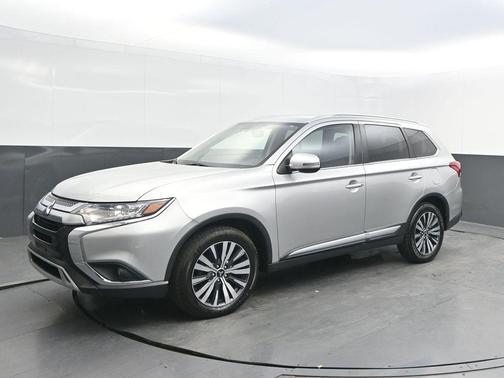 2019 Mitsubishi Outlander SEL