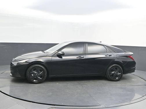 2023 Hyundai ELANTRA HEV Blue