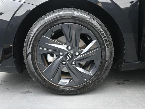 2023 Hyundai ELANTRA HEV Blue