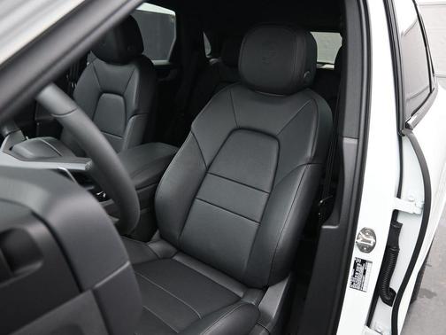 White 2025 Porsche Cayenne Base