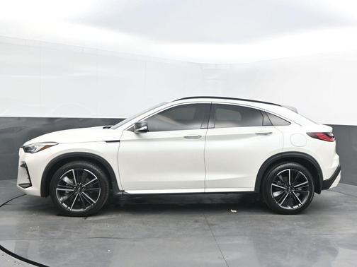 2022 INFINITI QX55 LUXE