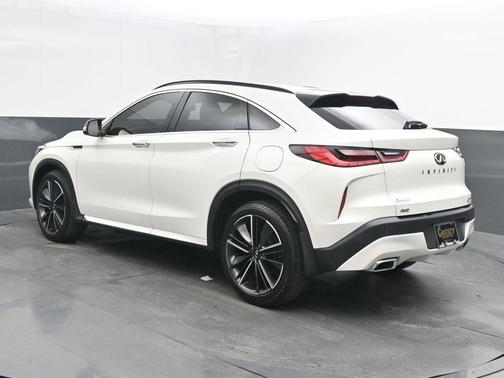 2022 INFINITI QX55 LUXE