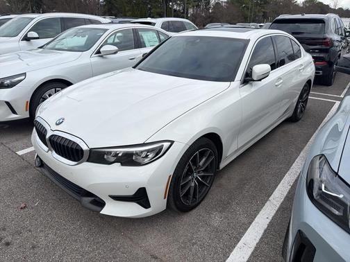 2019 BMW 330 i xDrive